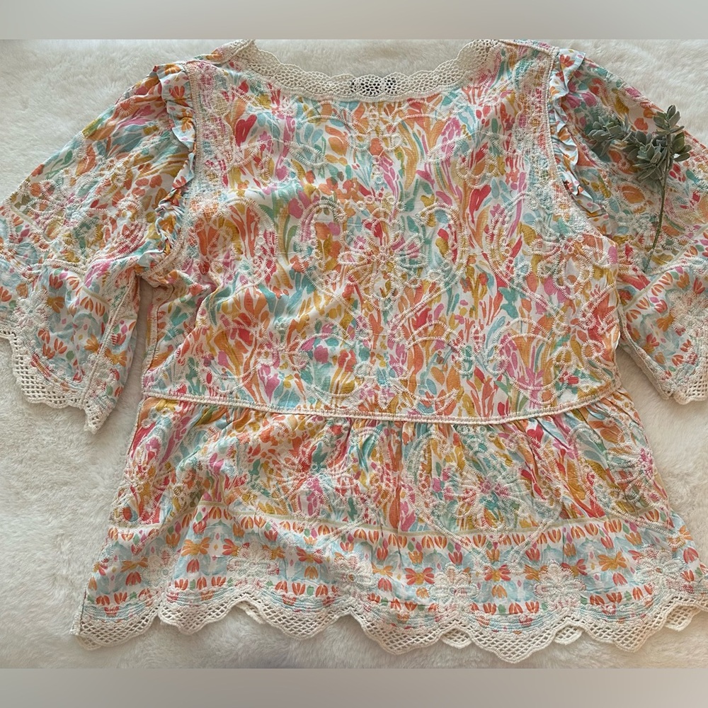 Democracy | NWOT - Woven Print Top w/ Crochet Border - Size XL - Picture 13 of 15